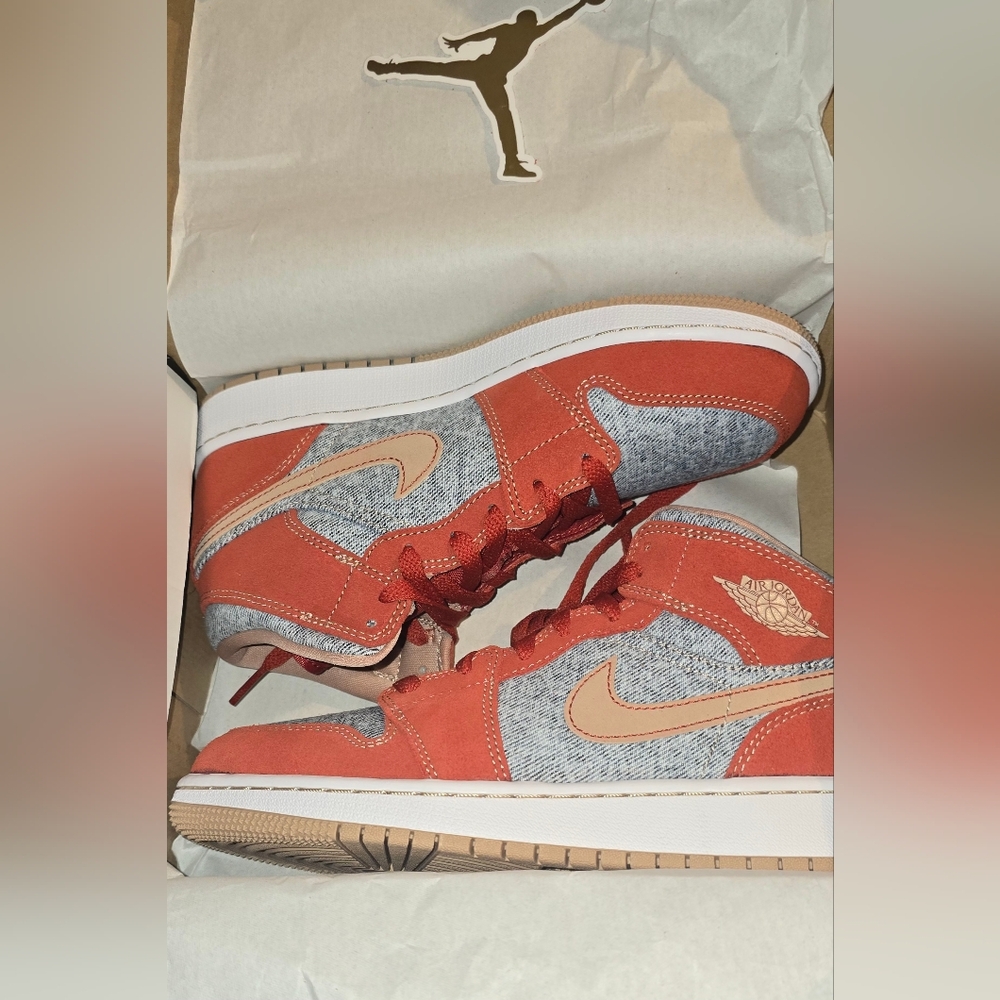 Jordan Air Jordan 1 Mid Denim Red sneakers. Youth 5/ Womans 7